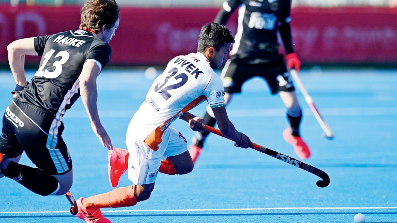 Hockey: Class act by Vivek Sagar Prasad as India thrash Germany 6-1