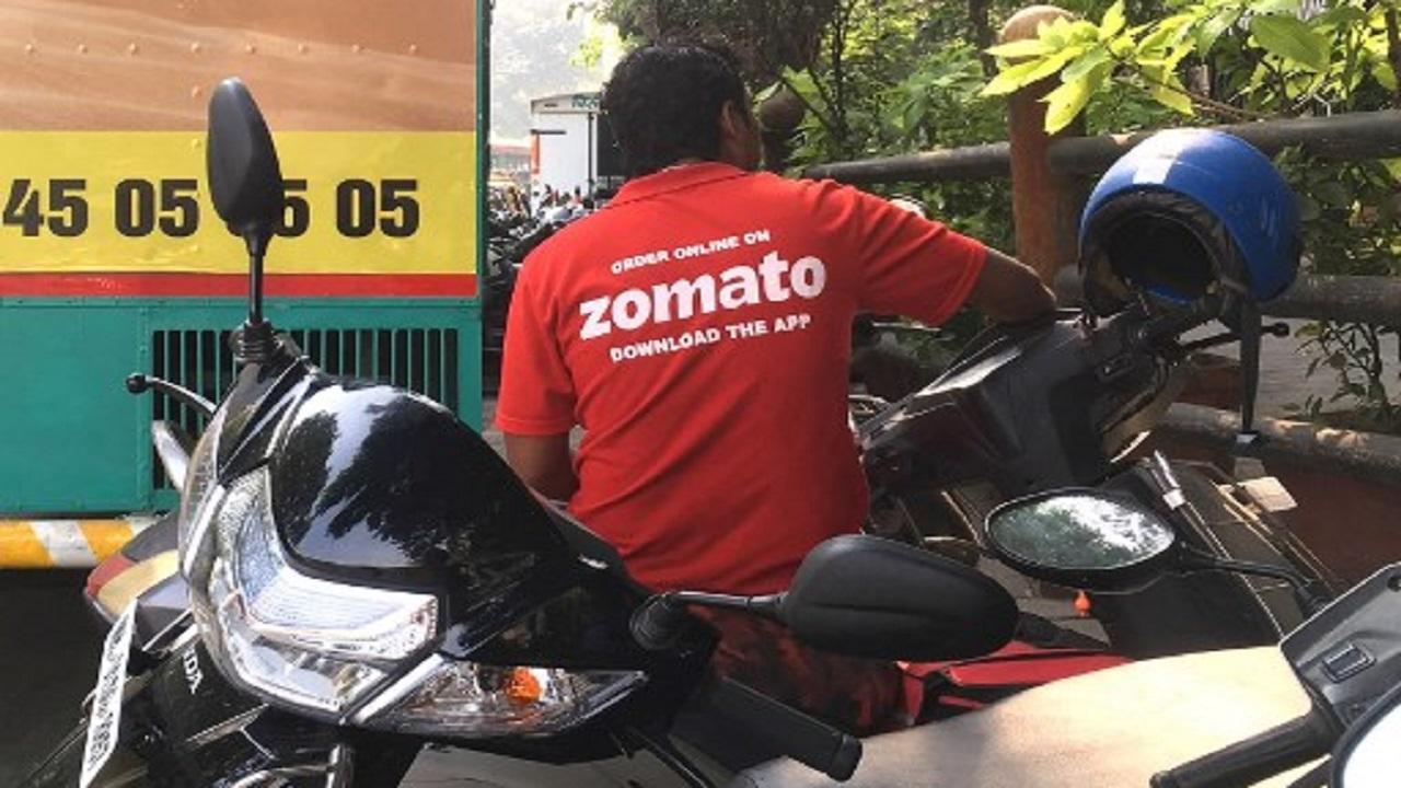 Suspended Zomato delivery boy lodges counter complaint