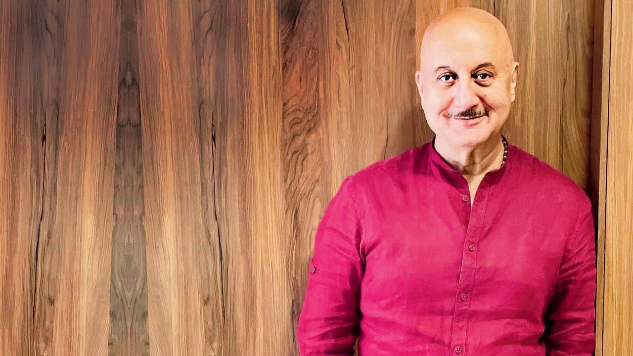 Anupam Kher bags Best actor award at New York City International Film Festival