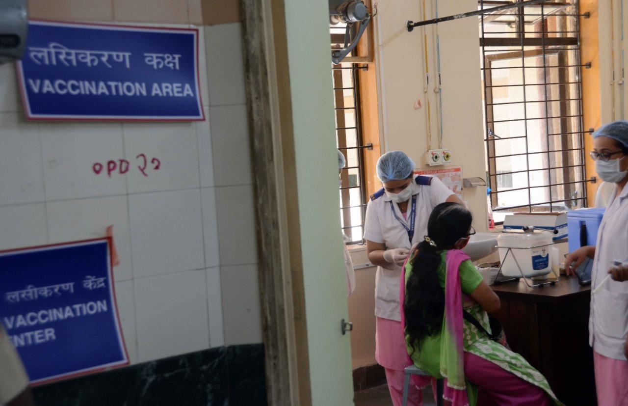 Maharashtra Health Minister Rajesh Tope on Tuesday said that the state government may suspend the vaccination drive temporarily for 18-44 years due to vaccine shortage. 