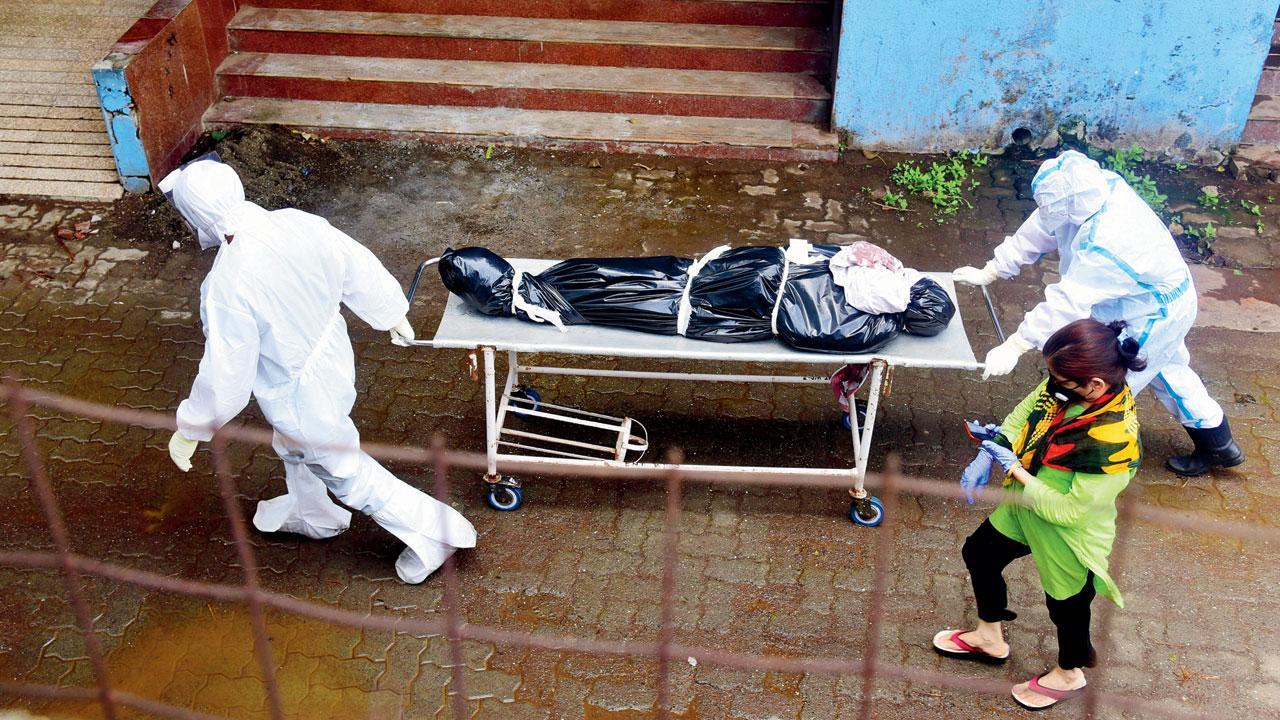 Thane: 1,001 new Covid-19 cases, 52 more deaths