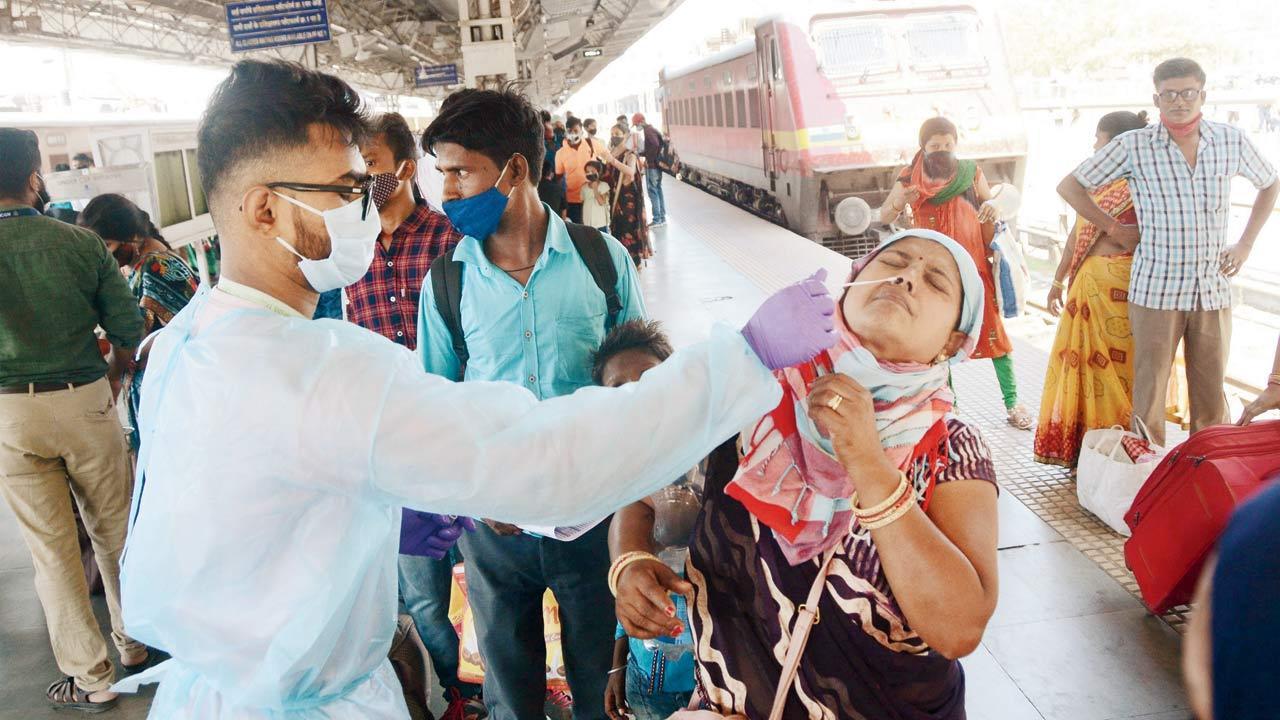 Mumbai records fewer than 2,000 Covid-19 cases once again