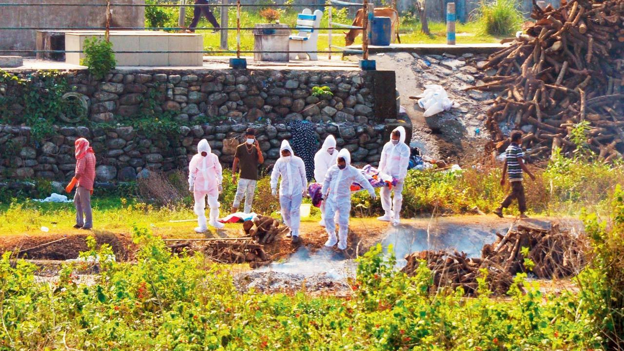 Record 4,187 Covid-19 deaths in India, as fresh cases mount to 4.01 lakh