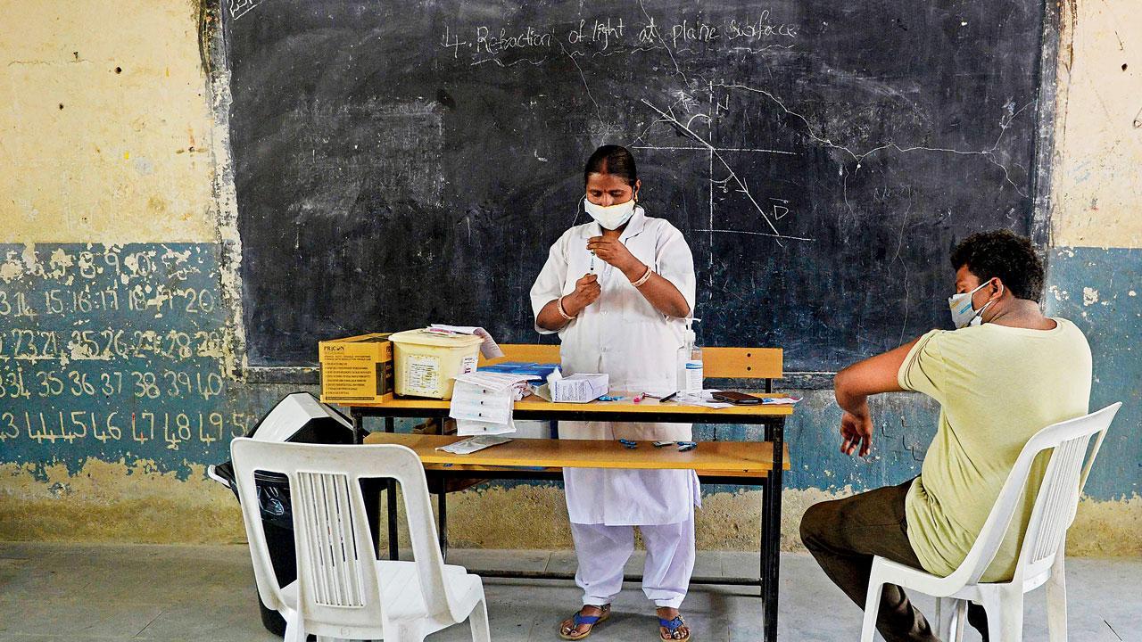India records 1.73 lakh new Covid-19 cases, lowest spike since April 13