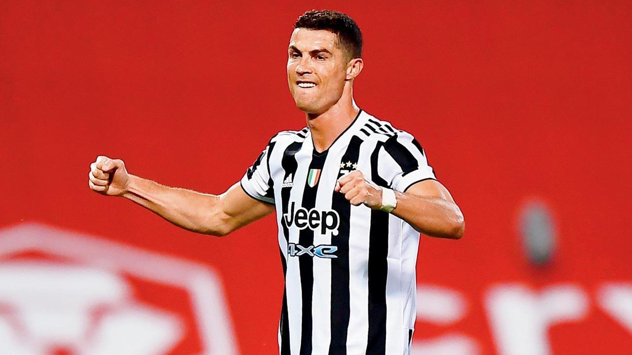 Cristiano ronaldo the king of football store