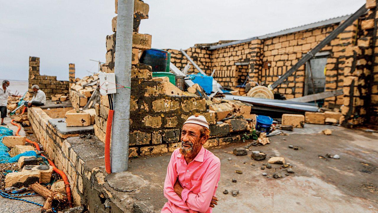 Cyclone Tauktae kills seven in Gujarat