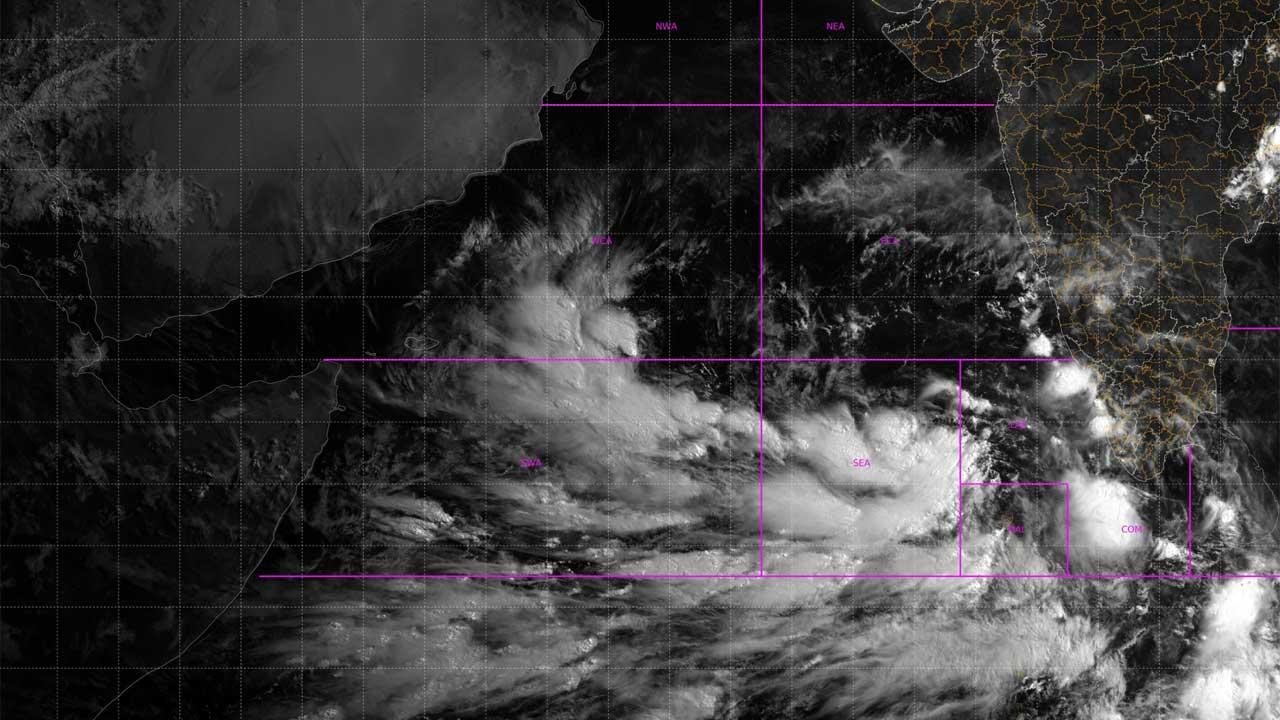 Cyclone likely to hit Western coast:  Indian Coast Guard warns fishermen 
