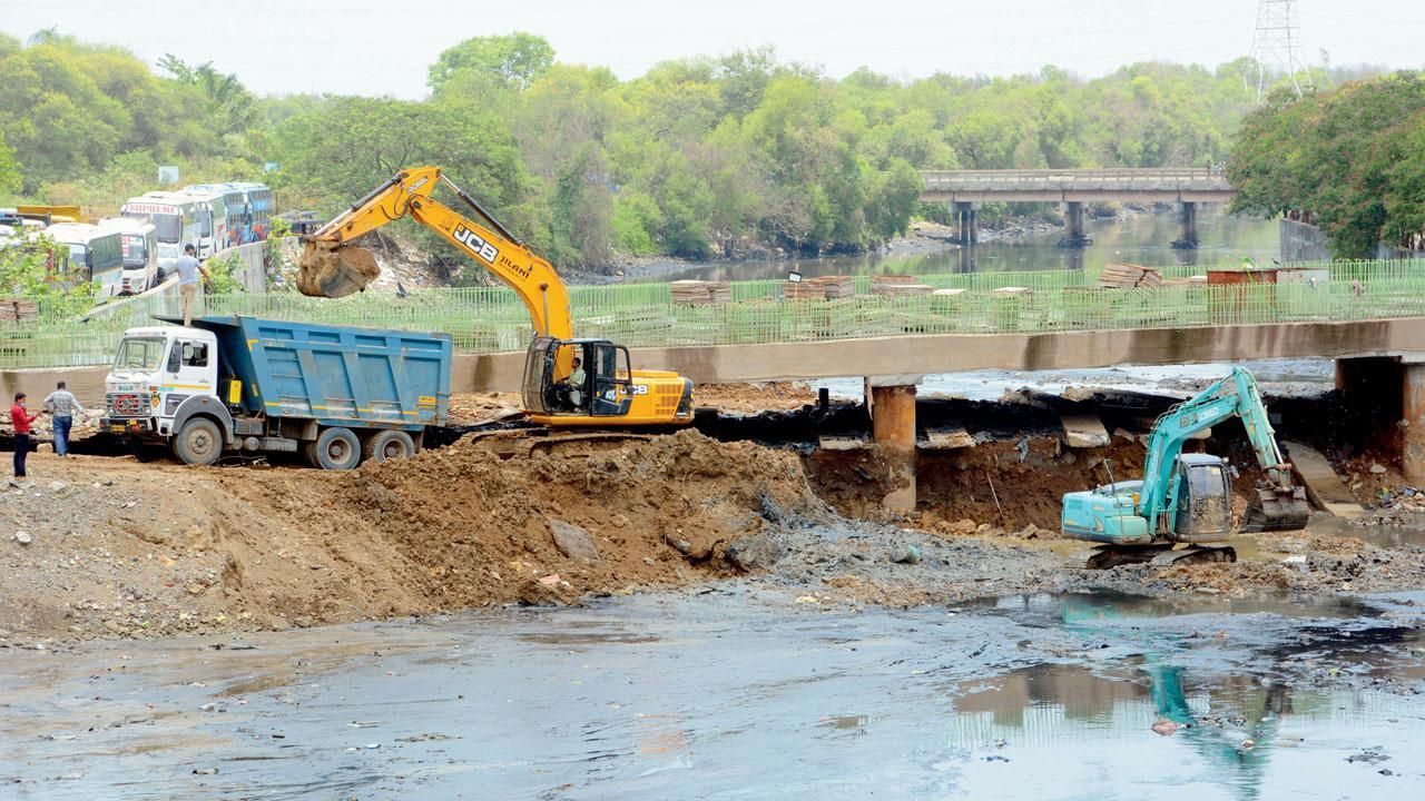 Mumbai: Opposition trashes civic body’s 91 per cent nullah cleaning claim
