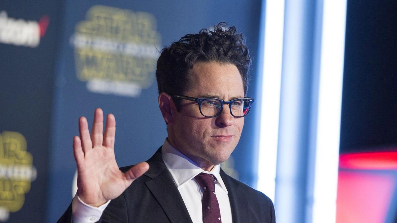 JJ Abrams, Matt Reeves and Bruce Timm to serve as EP on new Batman animated series