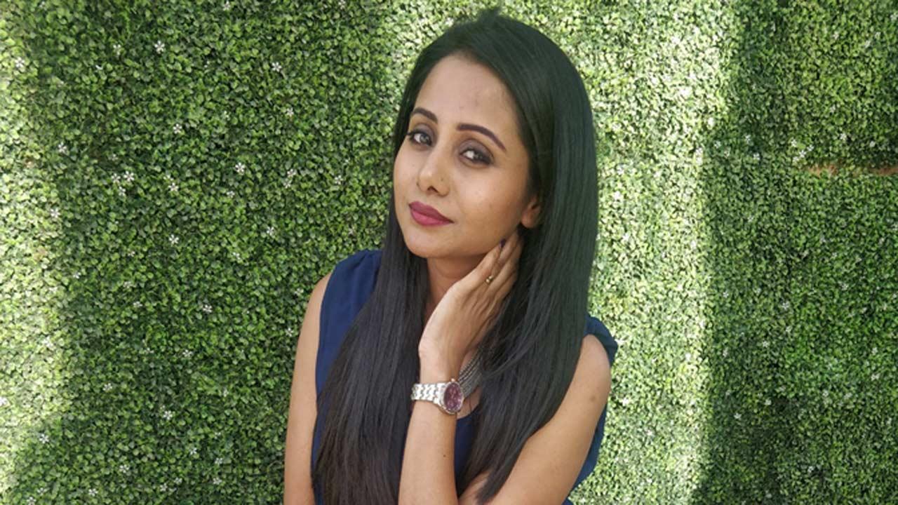 Malayalam Actor Miya Sex - Media personality Jayanti Waghdhare shares her take on the rise of OTT  platforms amidst the Covid-19 crisis
