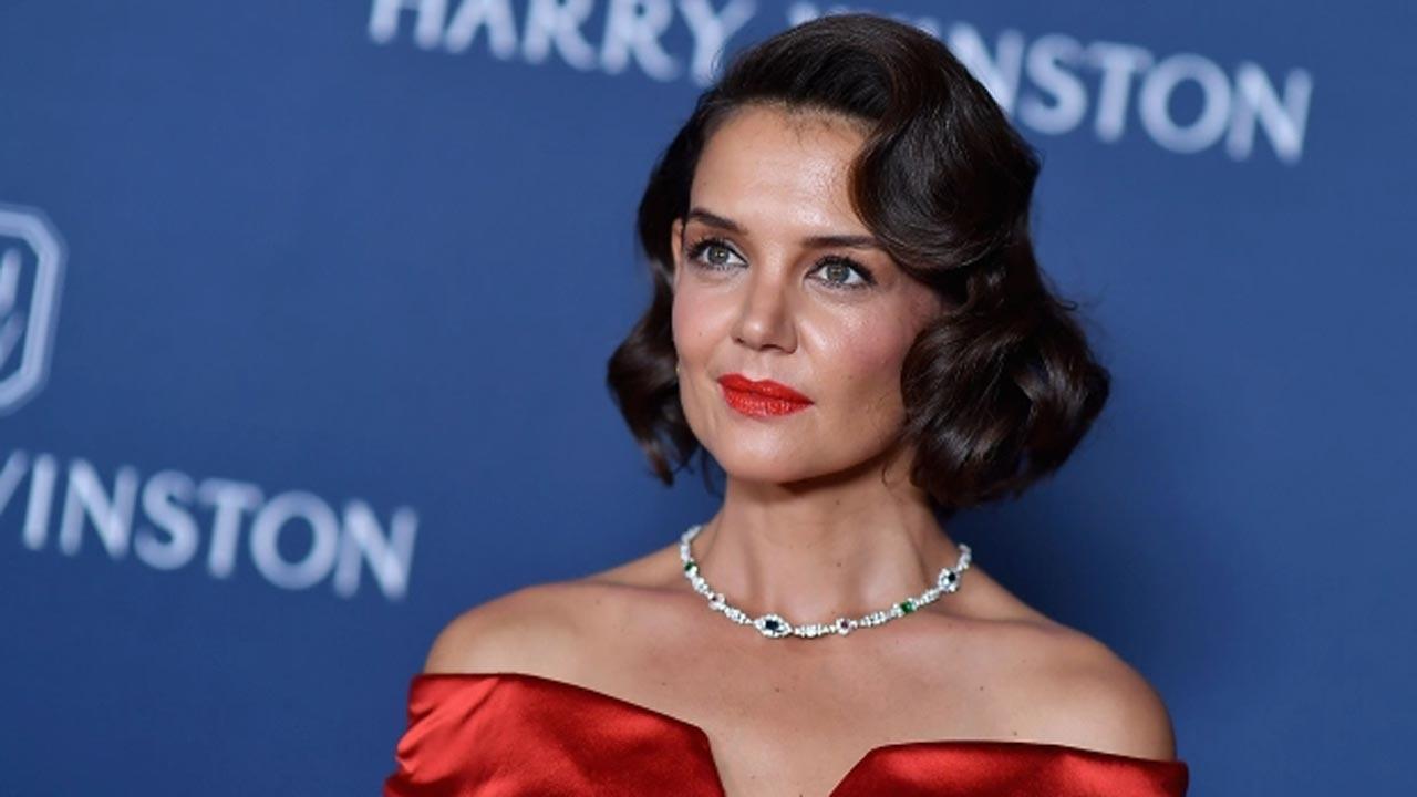 Katie Holmes spotted donning baggy clothes after Emilio Vitolo Jr. split