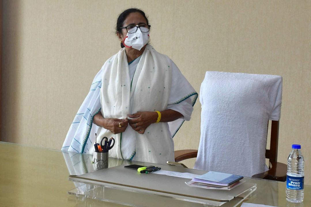Mamata Banerjee starts dharna at CBI's Kolkata office