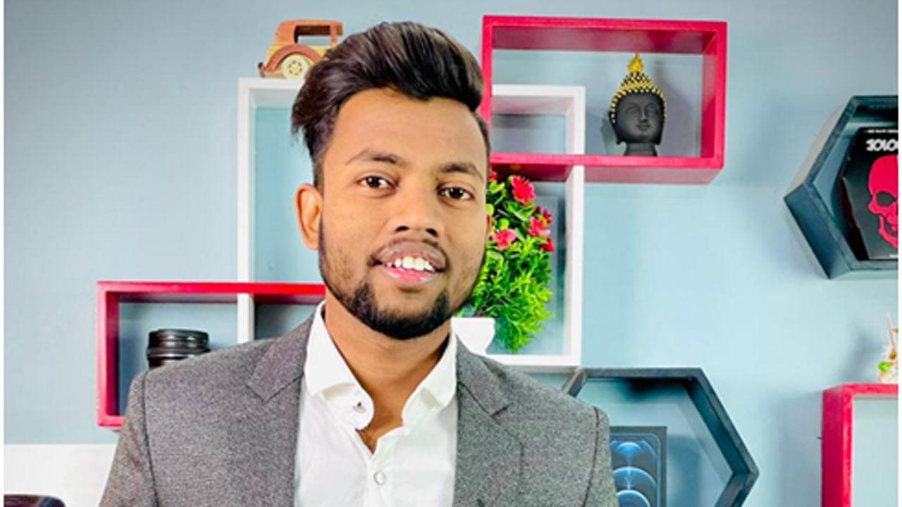 Meet YouTuber Manoj Dey who Became an Inspiration for Millions of Masses