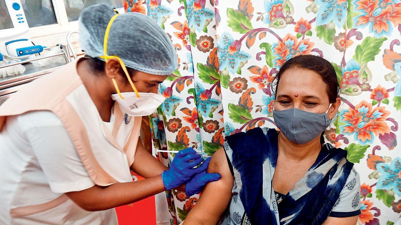 Mumbai: Shortage to delay Covid-19 vaccine sessions at hsg societies