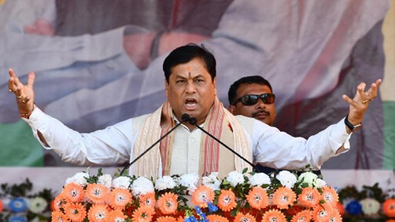 Assam: Sarbananda Sonowal, Himanta Biswa Sarma called to Delhi to discuss CM issue