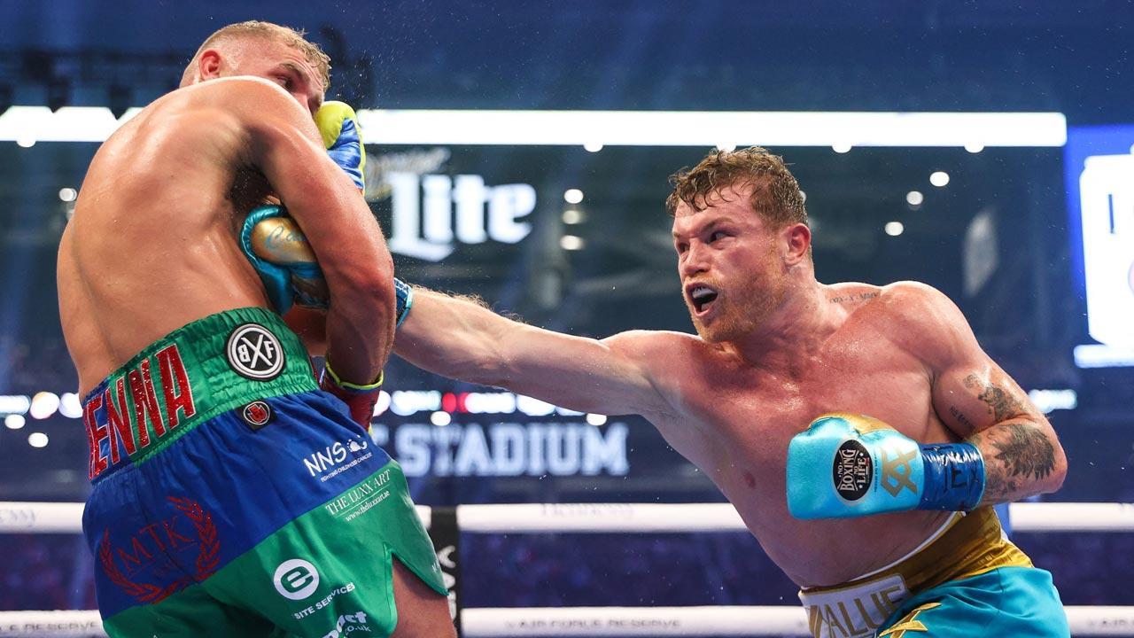 Saul Alvarez stops Billy Joe Saunders to unify boxing’s super middleweight titles