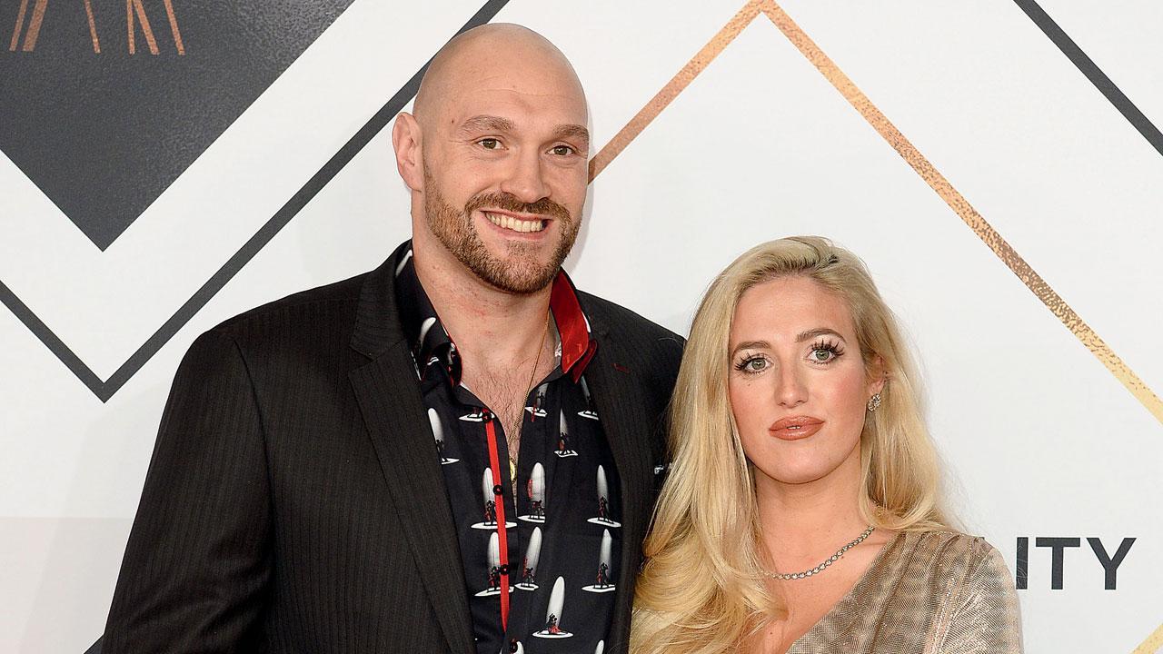 Boxer Tyson Fury quits drinking for wife Paris