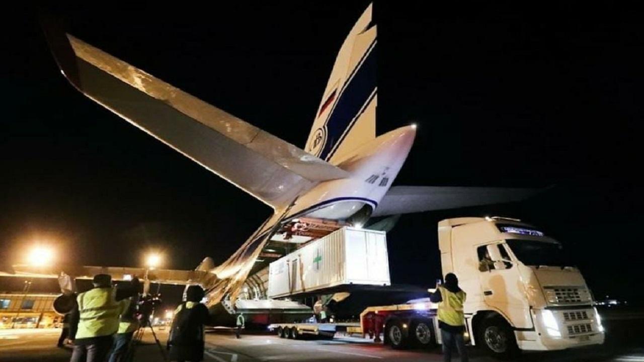 World's largest cargo plane leaves for India with 3 oxygen plants from UK