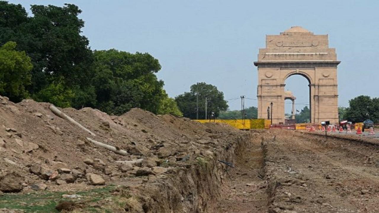 Delhi HC dismisses plea to stop Central Vista work during Covid-19, imposes Rs 1 lakh fine on petitioners