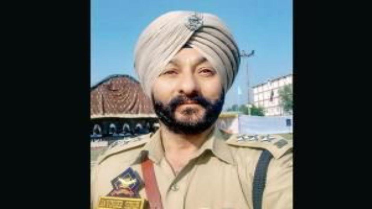 J&K police officer Davinder Singh, arrested by NIA in terror case, dismissed from service