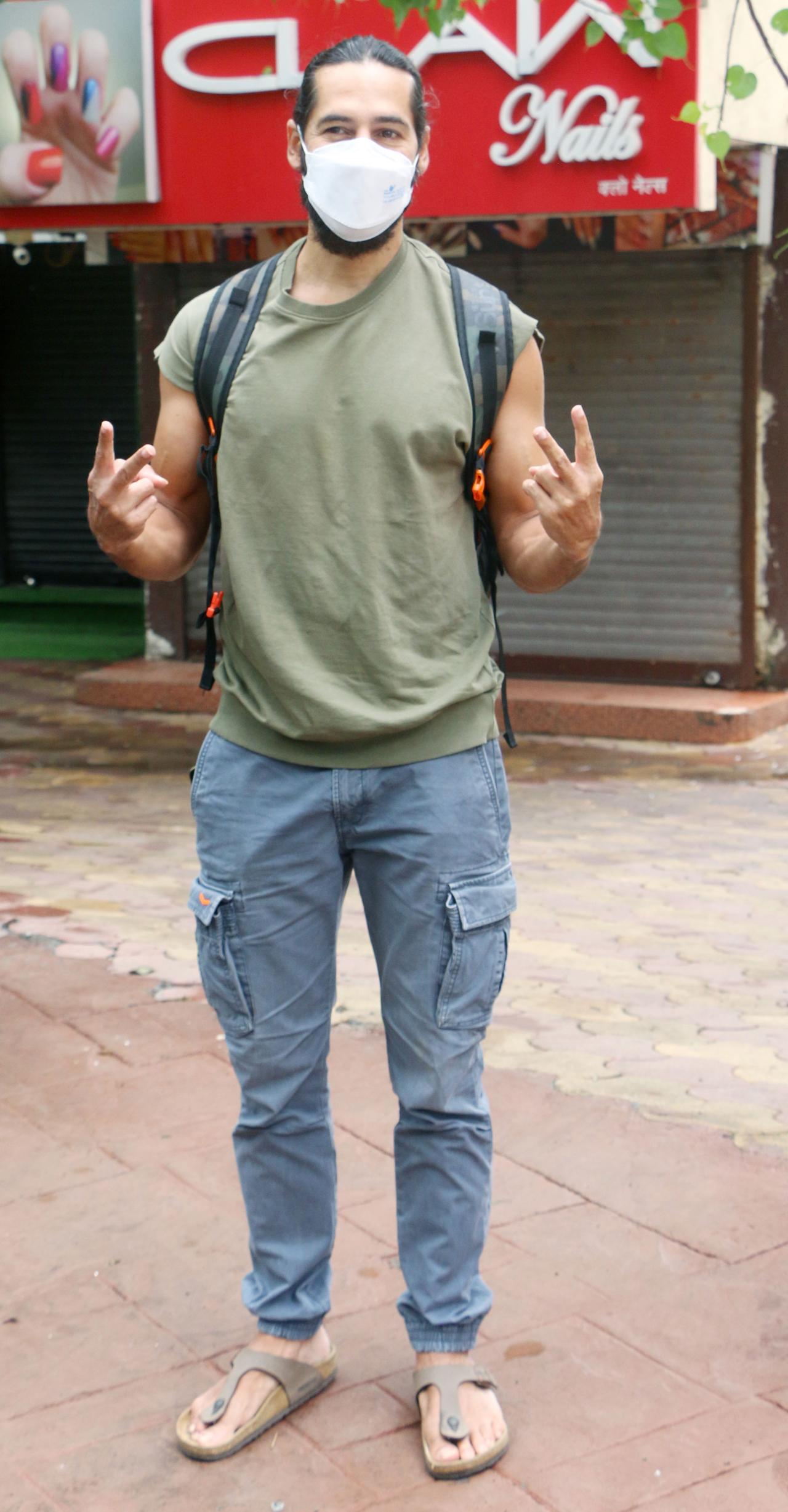 On the work front, Dino Morea was last seen in the political drama 'Tandav', which featured Saif Ali Khan as the lead actor. Dino has also backed Aparshakti Khurana and Pranutan Behl's upcoming comedy 'Helmet'.