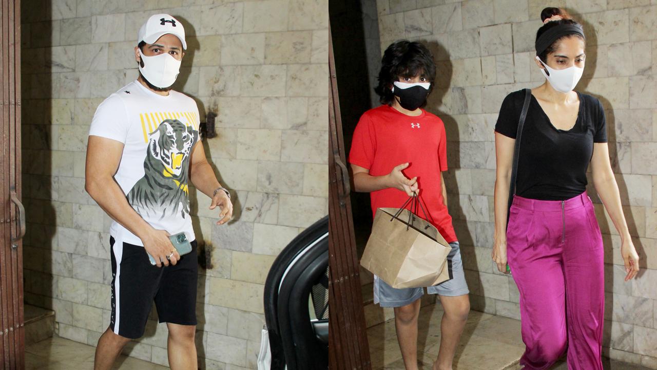 Emraan Hashmi was clicked with his family - wife, Parveen Shahani and son, Ayaan Hashmi, in Bandra, Mumbai. On the work front, while Emraan's Mumbai Saga recently saw a digital release, his other film, Chehre, which is one of the most touted films of the year, has not seen the light of the day yet. The film's theatrical release was halted due to coronavirus lockdown.