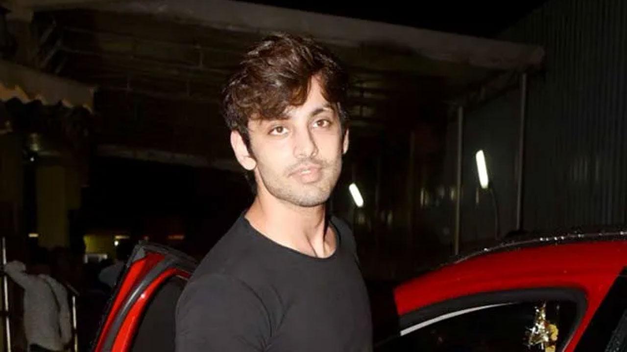 Himansh Kohli: It's very necessary to open up to your parents