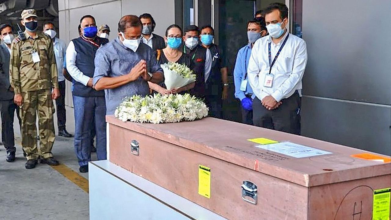 Mortal remains of Kerala woman killed in Israel arrive in India