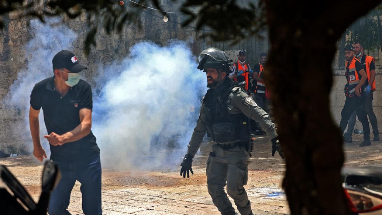 153 Palestinians in hospital after Jerusalem holy site clash