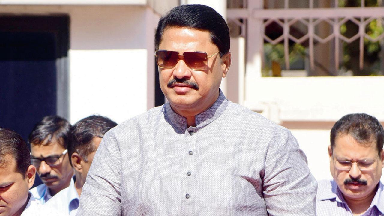 Maharashtra Congress chief seeks probe into 'phone-tapping' during previous govt