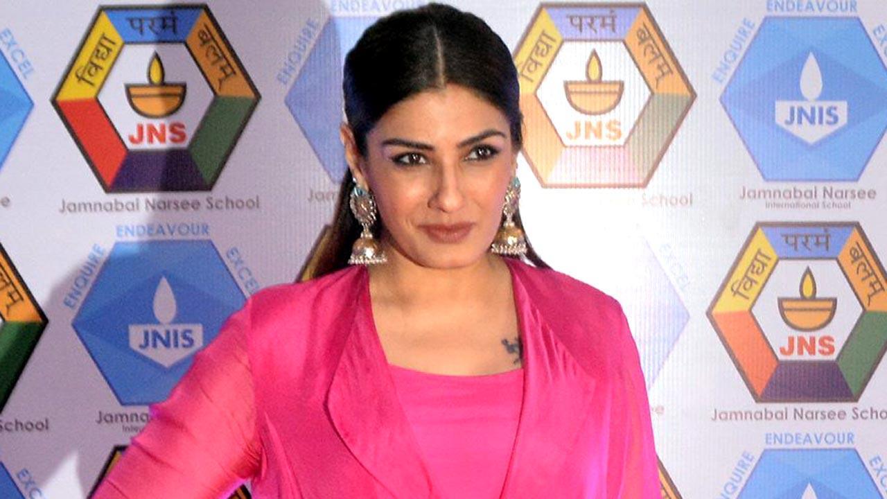 Raveena Tandon's no-makeup selfie wows fans