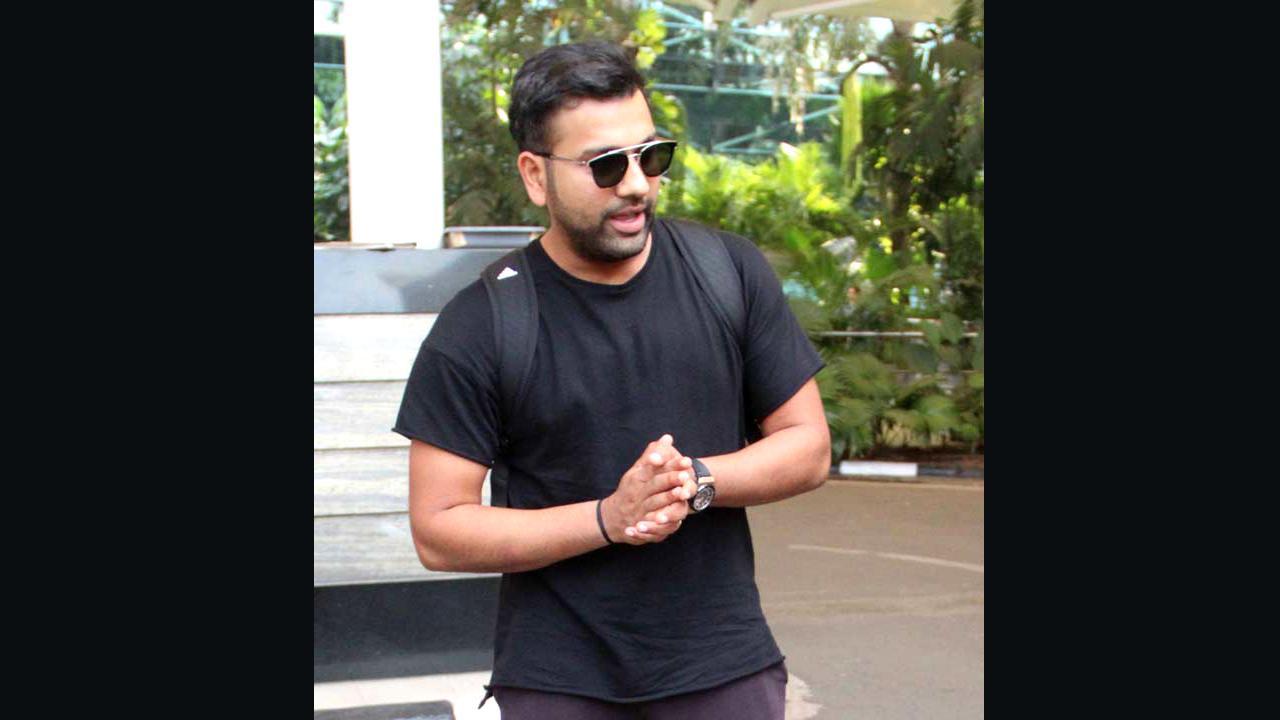 Rohit Sharma waiting for 'reunion' with his F.R.I.E.N.D.S; shares photo