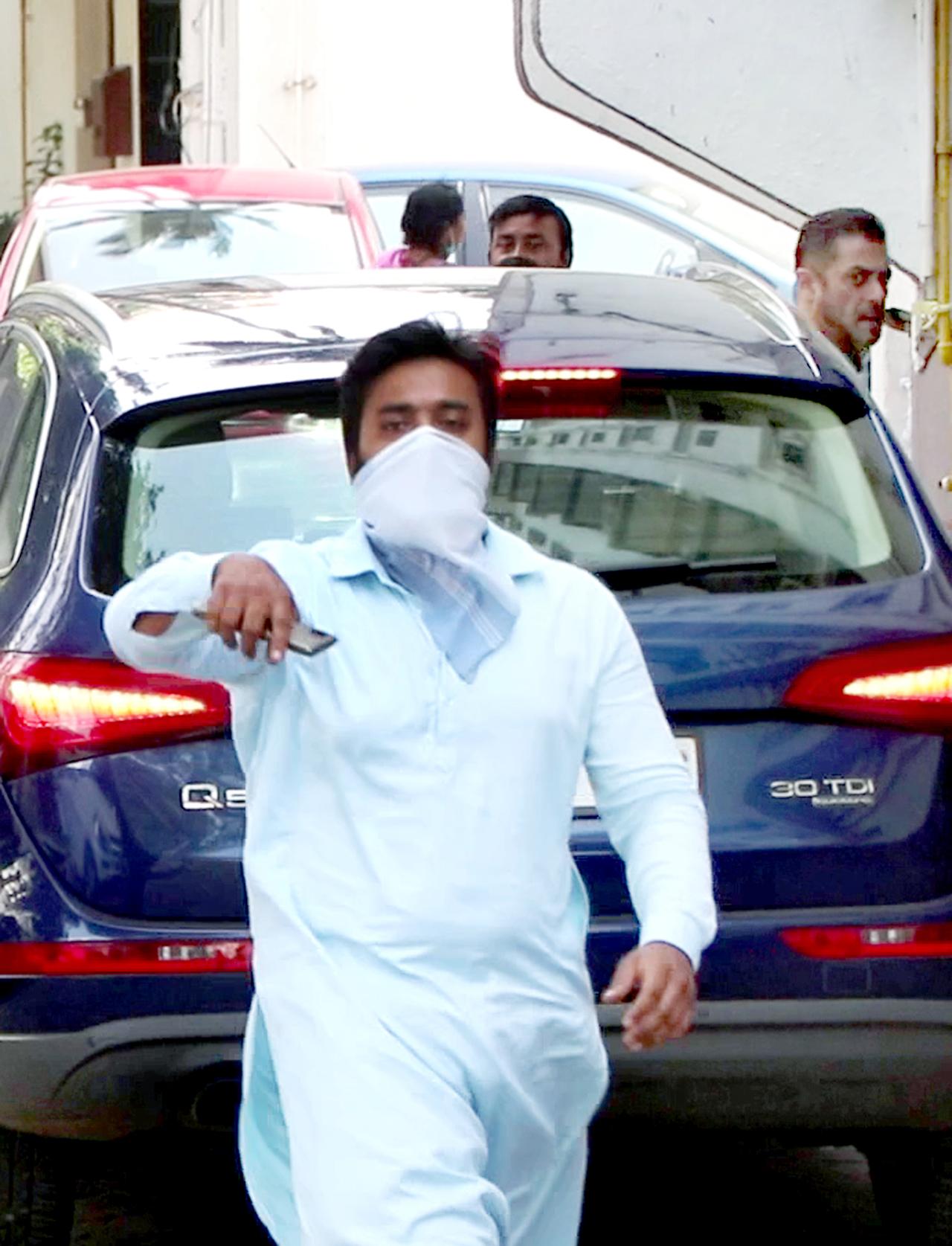 Unlike every year, this time around, Salman Khan requested fans to not gather outside his house on Eid owing to the pandemic. Khan used to makes an appearance at the balcony of his residence to greet the legion of fans gathered outside.