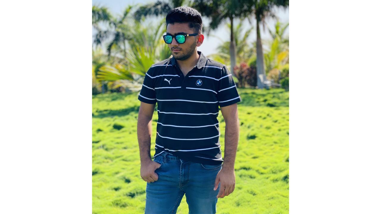Satyaraj Jadeja from Gujarat Celebrated Birthday by helping people in Bhuj Gujarat