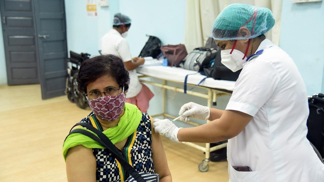 Mumbai: Govt centres to be shut for Covid-19 vaccinations on May 15 and 16, says BMC