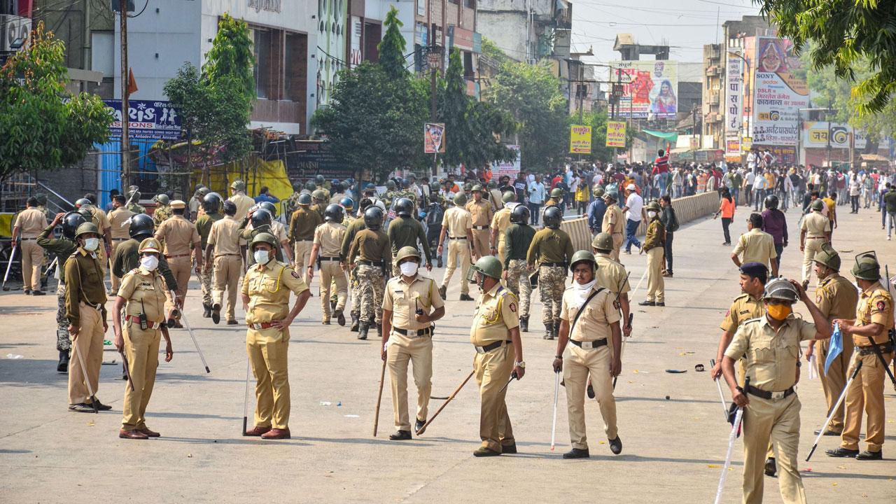 Maharashtra: Curfew in Amravati city expanded to four towns as BJP stages protest