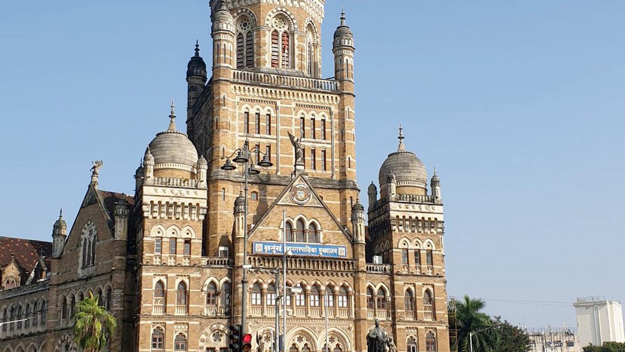BMC corporators meet in-person after 19 months