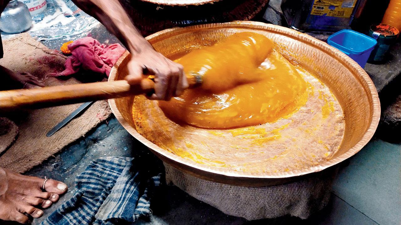 Where to get different types of halwa in Mumbai