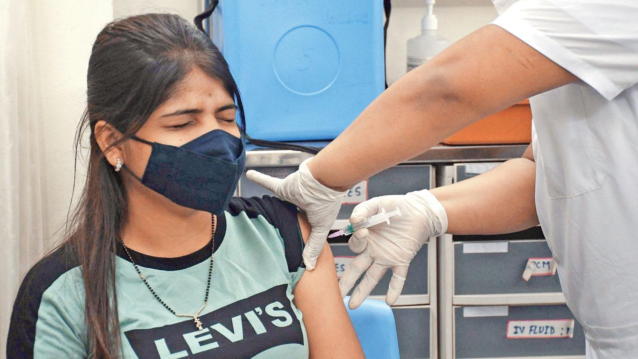 Mumbai: 32,000 doses to go for 100 per cent first jab 