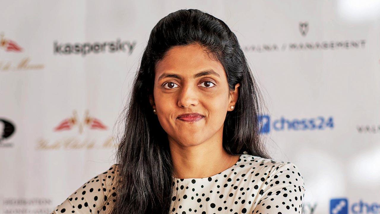 Chess: Harika draws with Paehtz for joint 3rd place