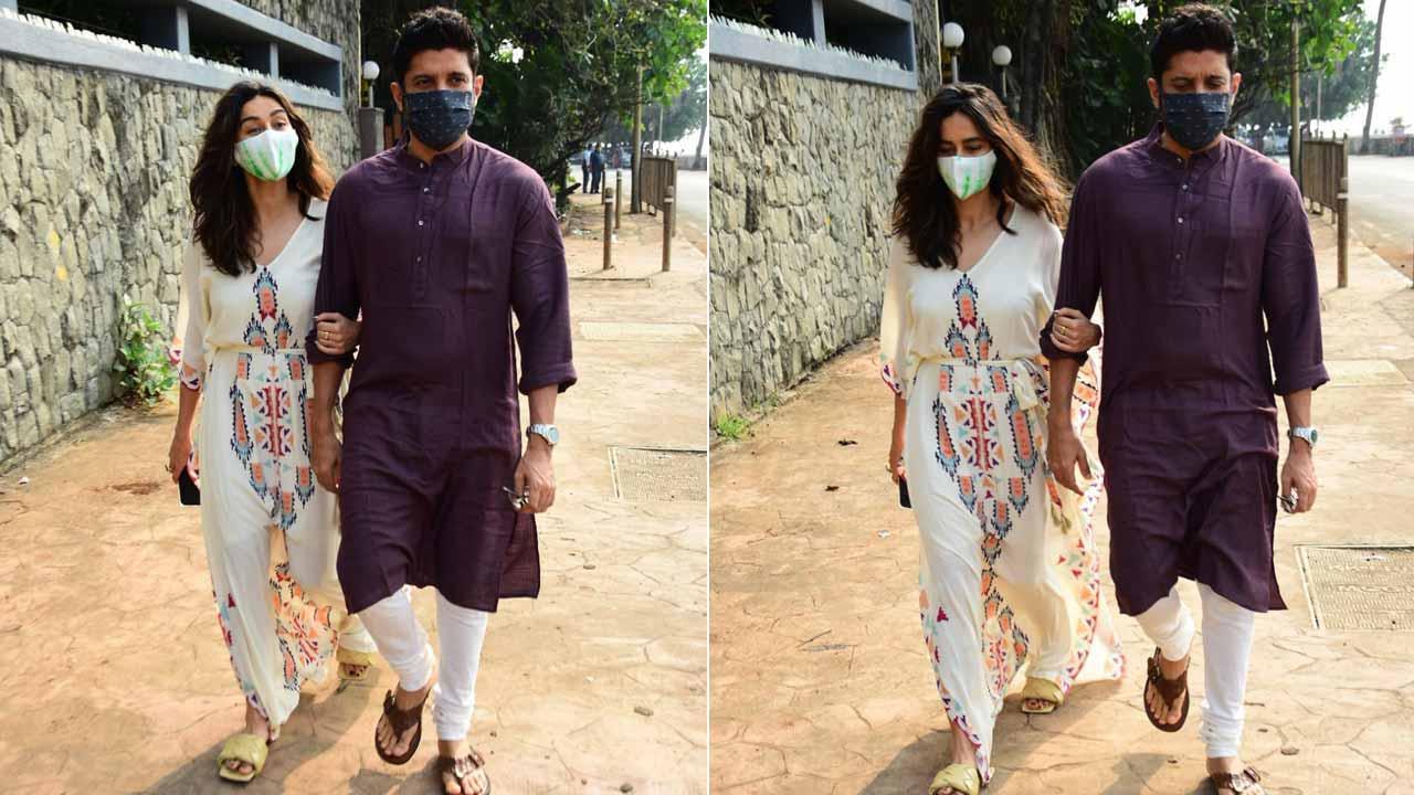 Farhan and Shibani steal some peaceful moments during their stroll in Bandra
