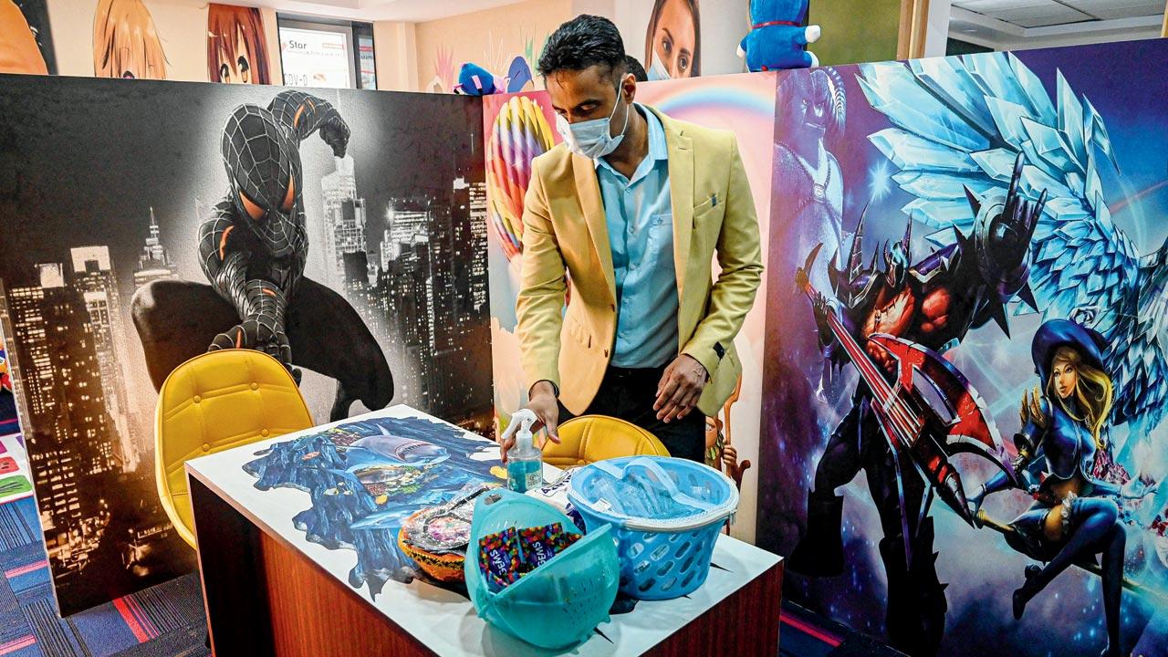 This branch of Star Imaging and Path Labs in Delhi is supposed to be the country’s first kid-friendly vaccine facility set up with an eye on COVID vaccination for Indians under 18. While reports suggest that guidelines of COVID vaccination for kids will be out soon, doctors like Dr Maya Valecha are against the move, and argue that the vaccine was never needed. Pic/Getty Images