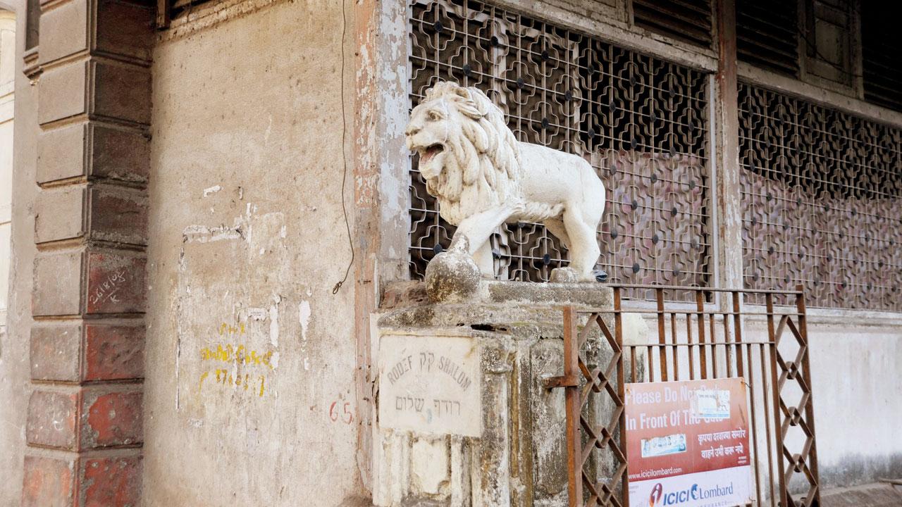 A part of the Khada Parsi statue