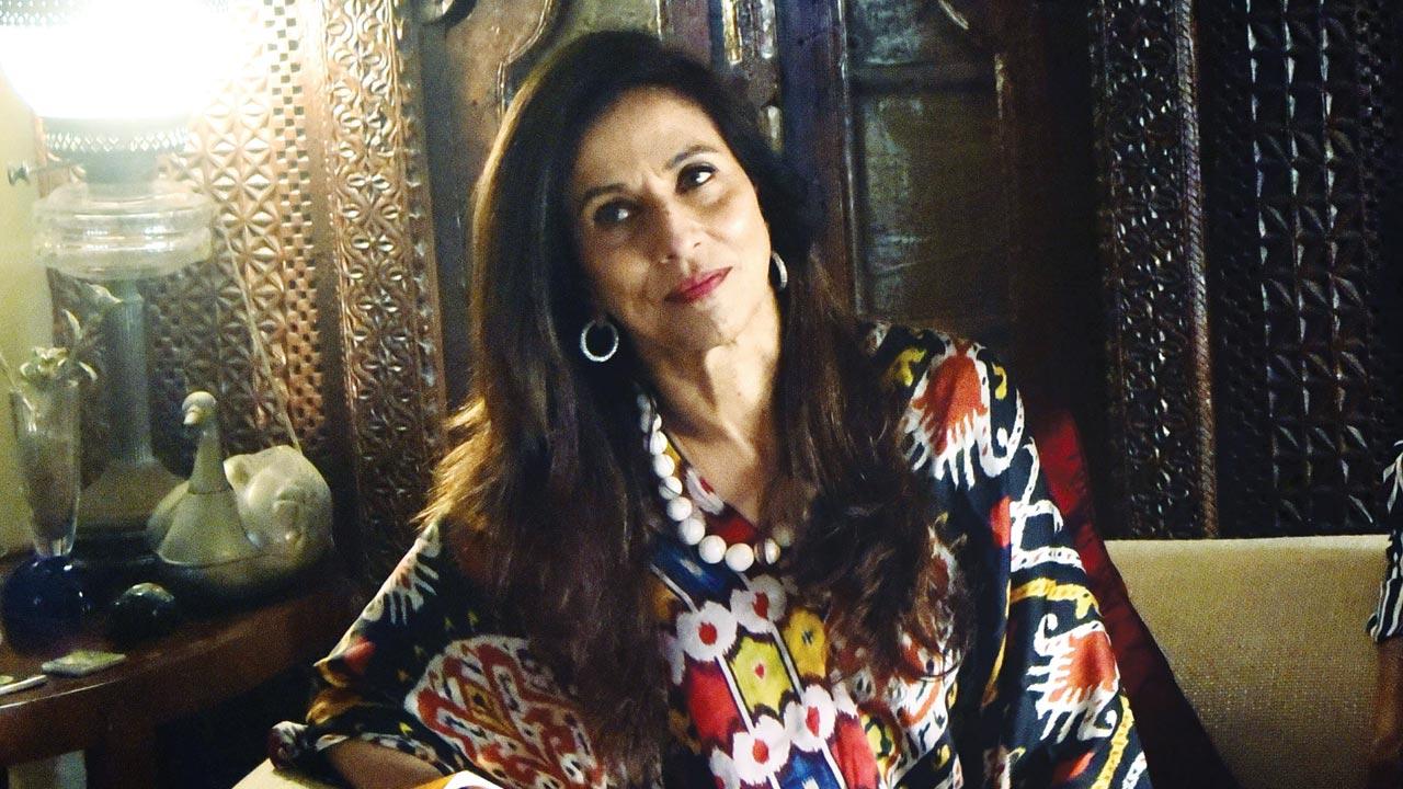 Shobhaa De