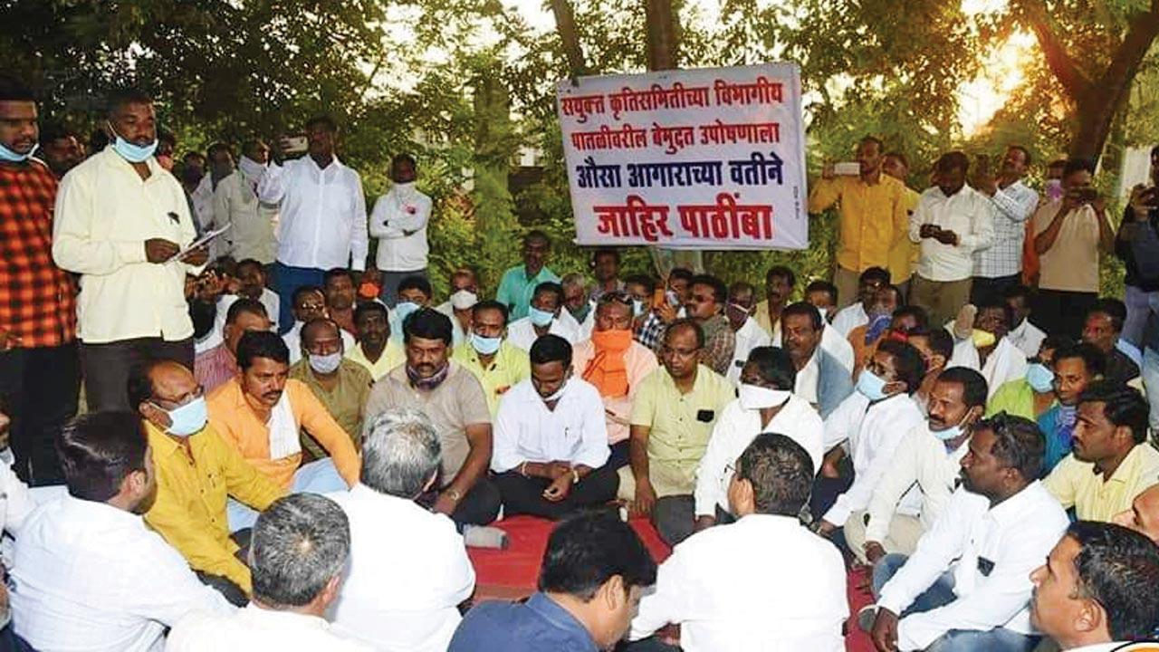 MSRTC staffers continue their protests despite HC instructions to stop