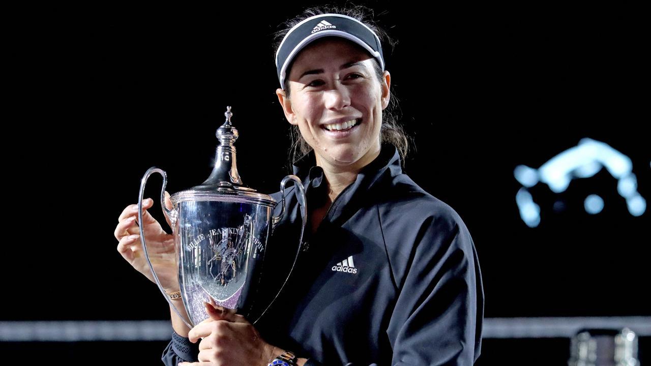 Spain's Muguruza bests Kontaveit to win WTA Finals title