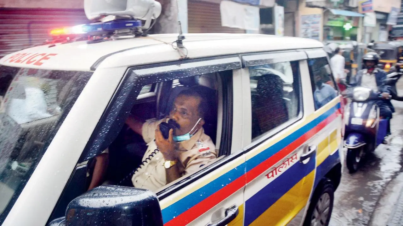 Major snag in 20 per cent VTS units of Mumbai police cars