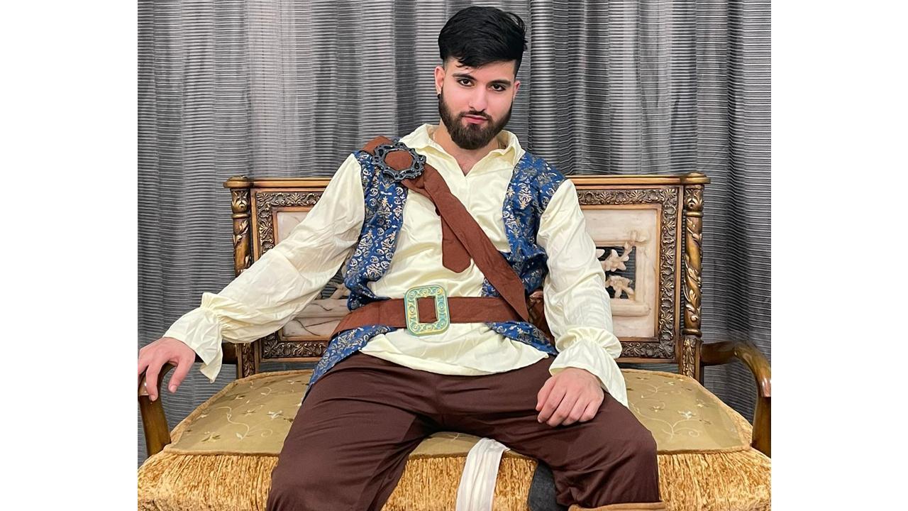 Know About Rooh Naqvi: One Of The Finest Youtubers Of Pakistan