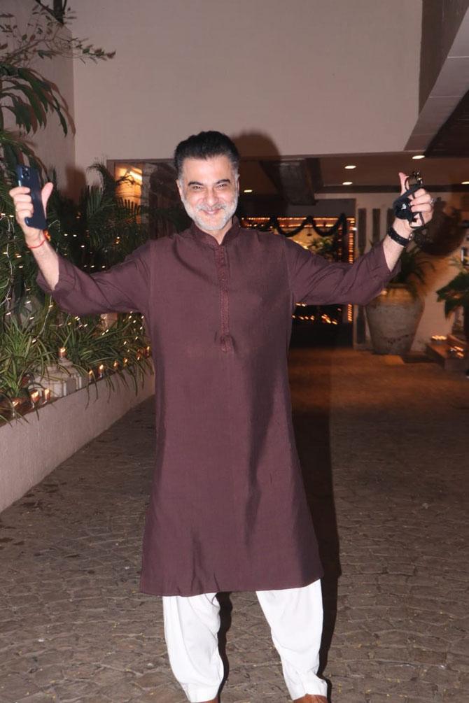 Anil Kapoor`s brother and former actor Sanjay Kapoor was also clicked at the Diwali party. Sanjay wore a brown kurta with a white salwar for the outing.