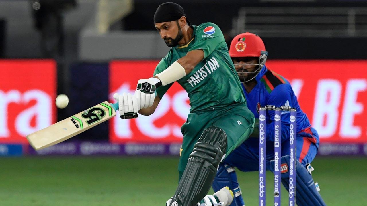 Pakistan’s morale high for Namibia tie: Malik